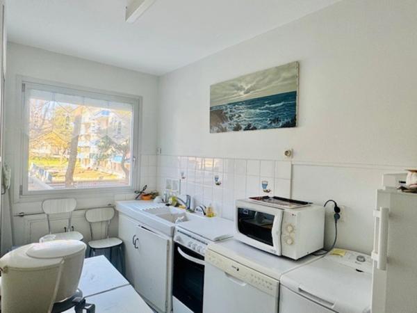 LA BAULE-APPARTEMENT T2-POSSIBILITÉ T3-FACE MER- TERRASSE-1 PARKING INTÉRIEUR ET 1 PARKING EXTÉRIEUR-