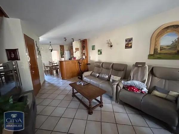 Location appartement 4 pièces de 99.86m²