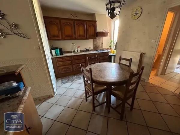 Location appartement 4 pièces de 99.86m²