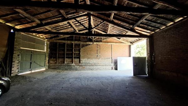 Maison 6 pièces avec jardin et grand hangar - 130m²