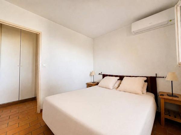Saint-Cyr-sur-Mer - La Madrague - Appartement 2 pièces de 30 m² avec une terrasse de 35 m² offrant une vue panoramique