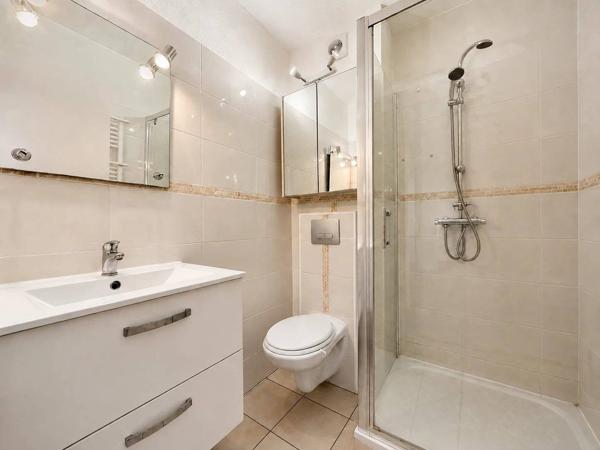 Saint-Cyr-sur-Mer - La Madrague - Appartement 2 pièces de 30 m² avec une terrasse de 35 m² offrant une vue panoramique