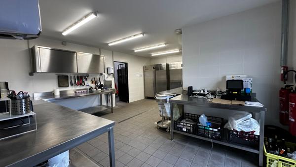 Cession de droit au bail, locaux situés ZAC de Mercières à COMPIEGNE