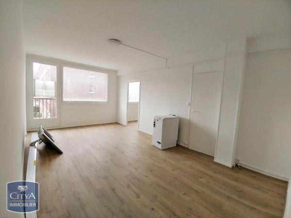 Appartement à louer 4 pièces 73.94m² Lille (59000)