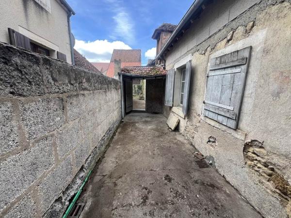 Maison à vendre |  Saint-Amand-Montrond |  3 pièces | 116 m²