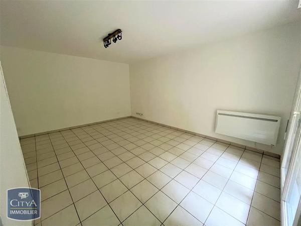Appartement à louer 2 pièces 48.81m² Louvroil (59720)