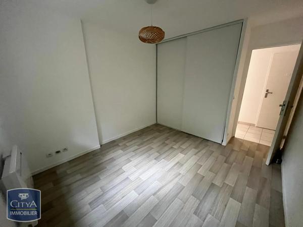 Appartement à louer 2 pièces 48.81m² Louvroil (59720)