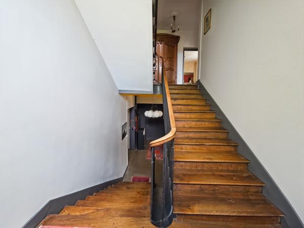 Maison 16 pièces - 484 m²