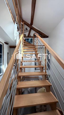 Maison de ville rénovée – Atypique & fort potentiel – 200 m²