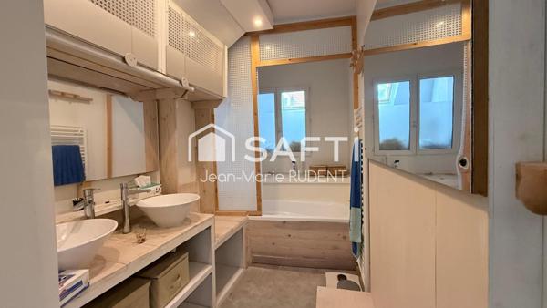 Maison de ville rénovée – Atypique & fort potentiel – 200 m²