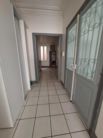 Un appartement 59m2 T2 -balcon-