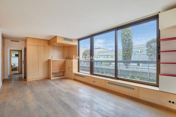 À vendre - Appartement -  Paris 75008 - Champs Elysées- Terrasse