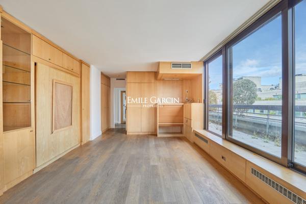 À vendre - Appartement -  Paris 75008 - Champs Elysées- Terrasse