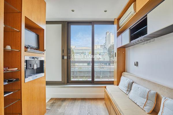 À vendre - Appartement -  Paris 75008 - Champs Elysées- Terrasse