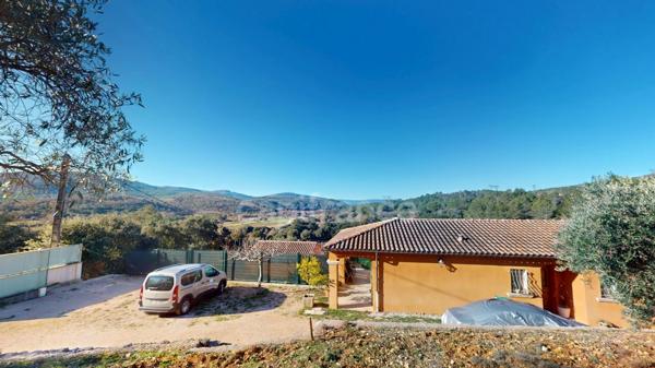 Maison à vendre 3 pièces BESSE SUR ISSOLE (83)
