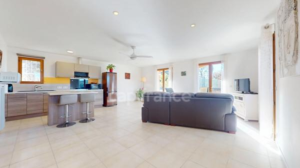 Maison à vendre 3 pièces BESSE SUR ISSOLE (83)