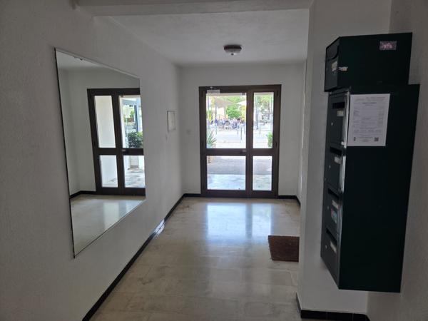 Appartement
         3 pièces
        - 61 m² Exclusivité 325 000 € *