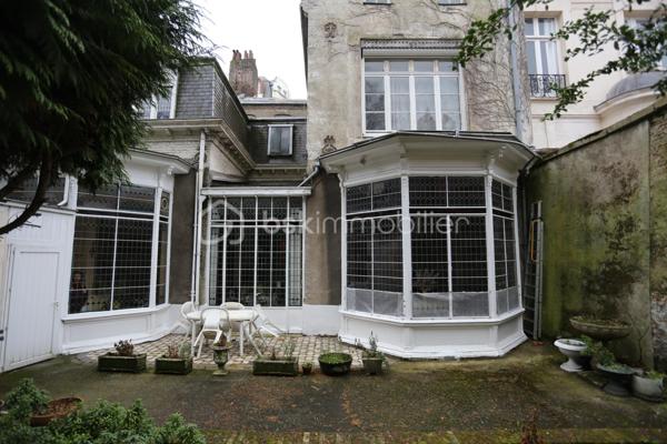 Maison de maitre de 336 m²