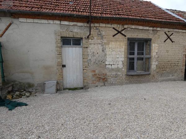 Maison à louer à Brienne-sur-Aisne dans les Ardennes (08190), ref : 021/2041