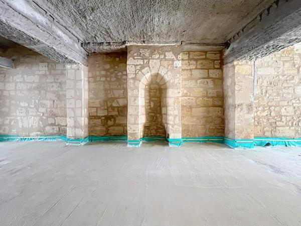 LOCAL PROFESSIONNEL – JARDIN PRIVATIF – STATIONNEMENT – BORDEAUX JARDIN PUBLIC