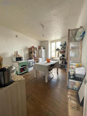 Immeuble à vendre à Montfort-le-Gesnois dans la Sarthe (72450), ref : 72033-281