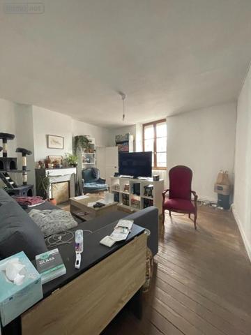 Immeuble à vendre à Montfort-le-Gesnois dans la Sarthe (72450), ref : 72033-281