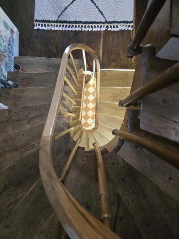 Moulin rénové avec goût et ses jolis volumes