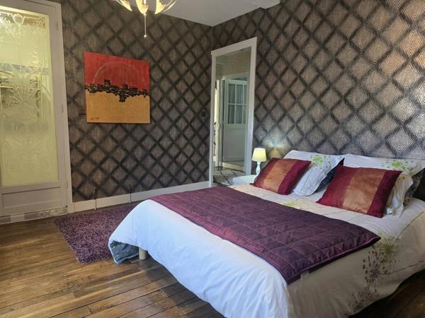 Moulin rénové avec goût et ses jolis volumes