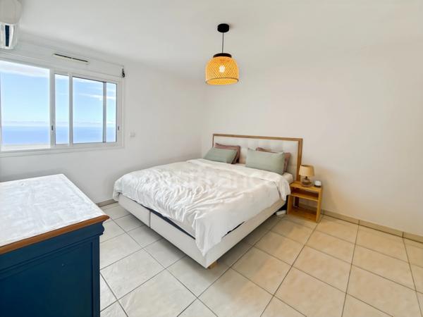 Tranquillité, vue mer et confort : découvrez ce T3 en résidence sécurisée à Bellepierre