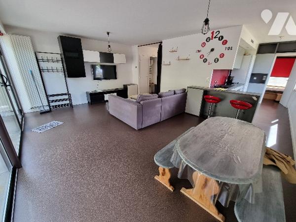 Bel appartement lumineux de 3PP