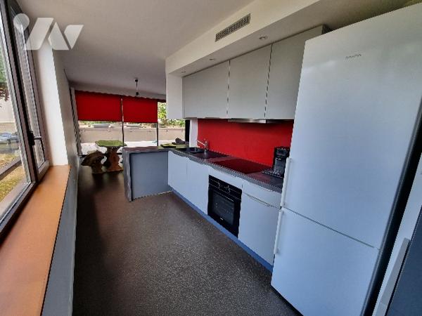 Bel appartement lumineux de 3PP