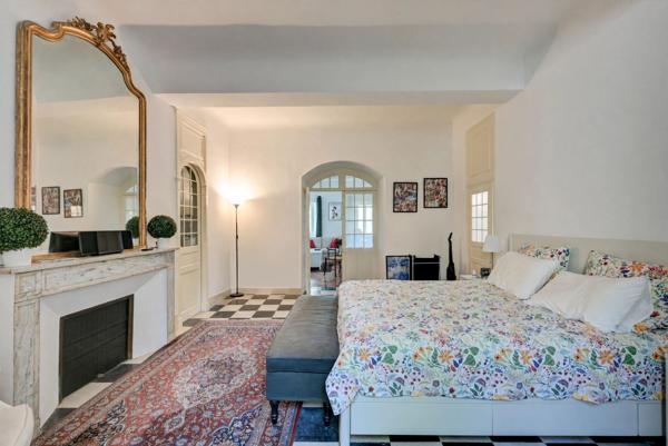 Location Maison de luxe Aix-en-Provence 8 Pièces 250 m²