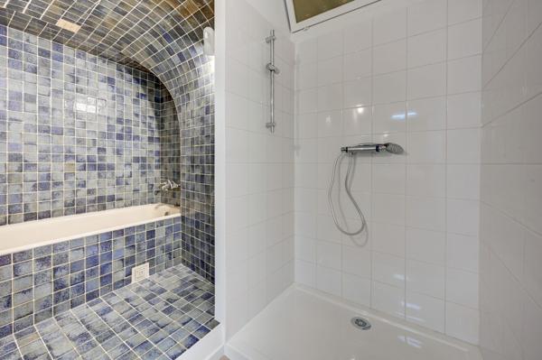 Location Maison de luxe Aix-en-Provence 8 Pièces 250 m²