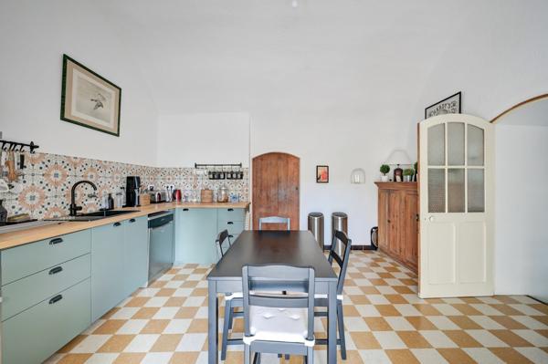Location Maison de luxe Aix-en-Provence 8 Pièces 250 m²