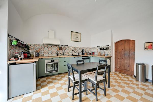 Location Maison de luxe Aix-en-Provence 8 Pièces 250 m²
