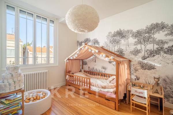 Maison Art déco rénovée avec jardin et garage