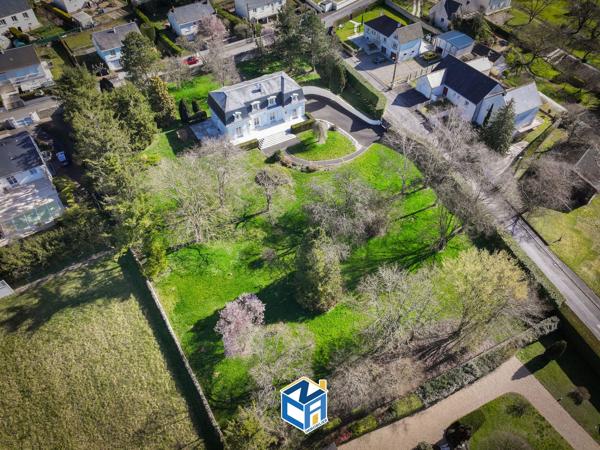 PROPRIETE SUR 5380M2 DE PARC ET JARDIN