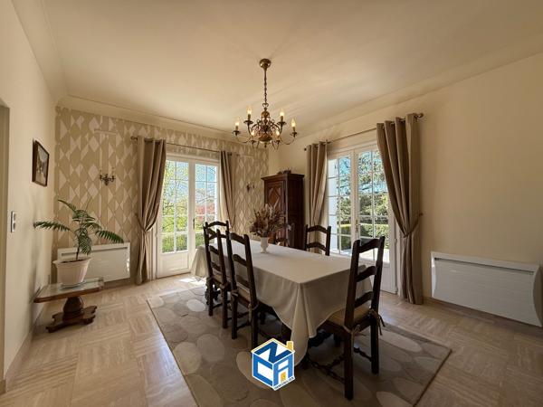 PROPRIETE SUR 5380M2 DE PARC ET JARDIN
