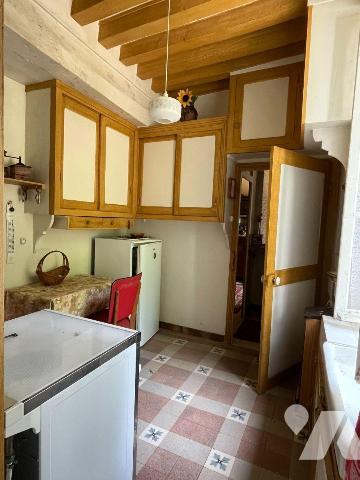 A VENDRE à LORMES (58140), ANCIEN MOULIN avec dépendances, bief et droit d'eau. 
Cet ancien mo...