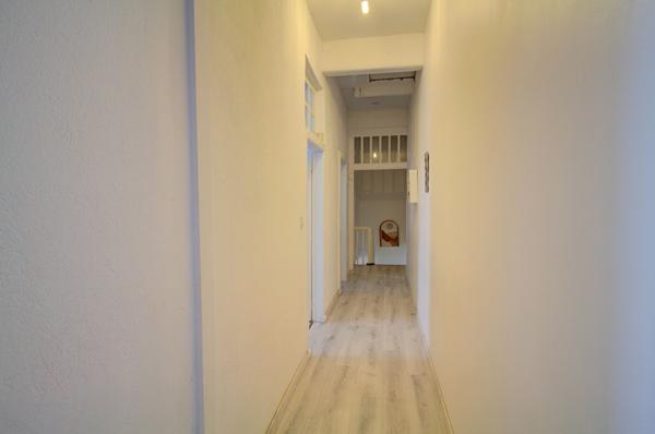 Maison de ville à Astaffort de 100m2, 4 pièces, 3 chambres, garage et jardin en Coeur de ville