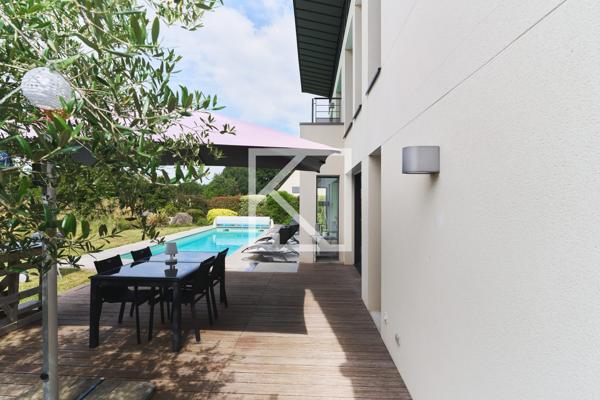 Sublime contemporaine vue dégagée