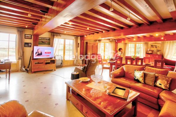 Maison à vendre 10 pièces de 380 m² à Pont-l'Évêque