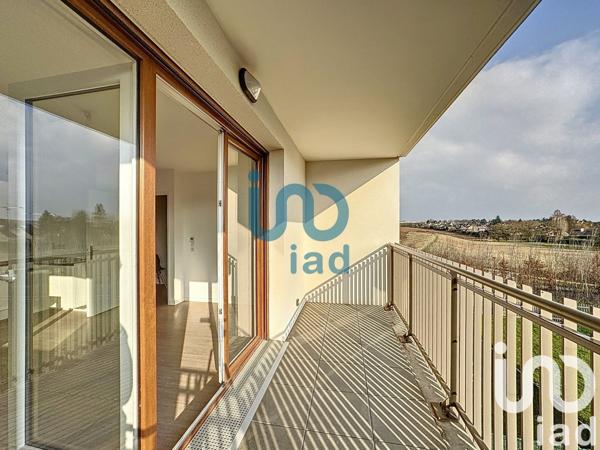 Appartement 2 pièces de 42 m² à Vert-Saint-Denis (77240)