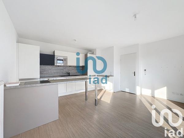 Appartement 2 pièces de 42 m² à Vert-Saint-Denis (77240)
