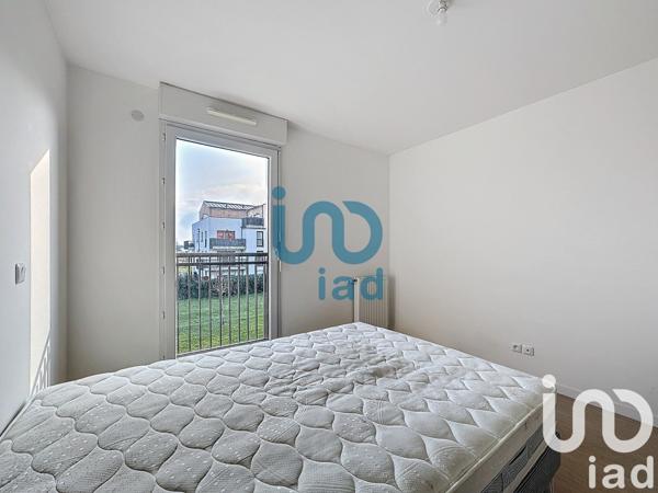 Appartement 2 pièces de 42 m² à Vert-Saint-Denis (77240)