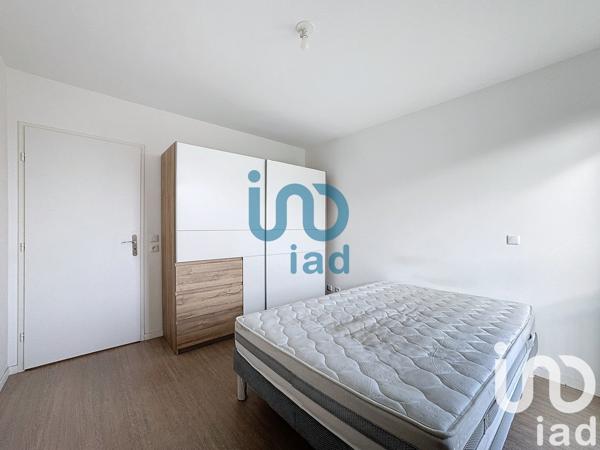 Appartement 2 pièces de 42 m² à Vert-Saint-Denis (77240)
