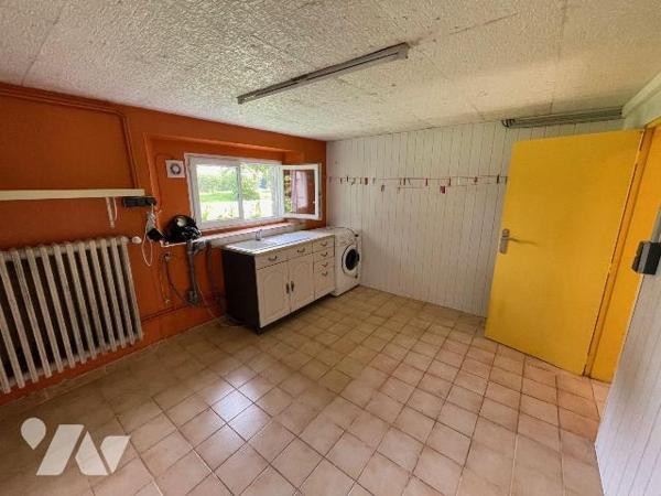 Maison à vendre à Lanvollon (22290) en Côtes-d'Armor (22)

À vendre, maison située à Lanvollo...