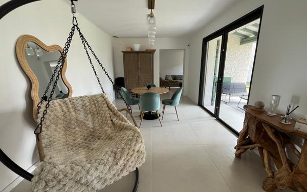 Maison à vendre    5 pièces •  L'Isle-sur-la-Sorgue