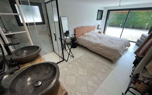 Maison à vendre    5 pièces •  L'Isle-sur-la-Sorgue