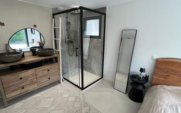 Maison à vendre    5 pièces •  L'Isle-sur-la-Sorgue